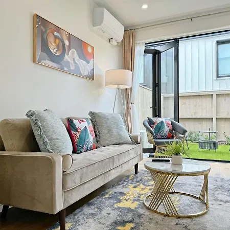 City & Ponsonby Center Side 2 Bdr Townhouse Vs Ac